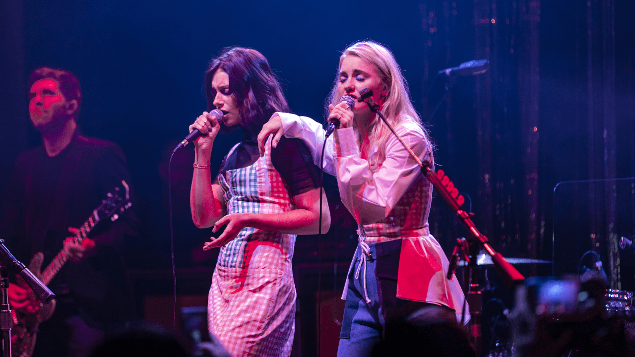 Aly & AJ