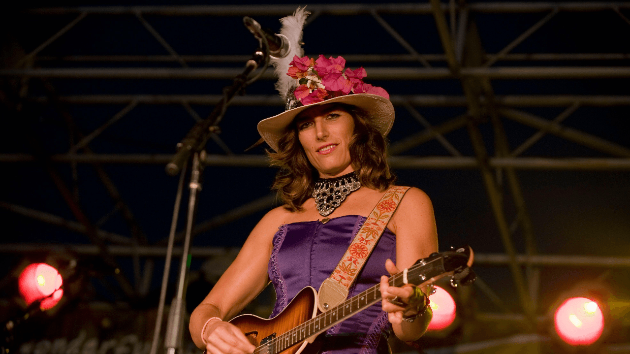 Squirrel Nut Zippers