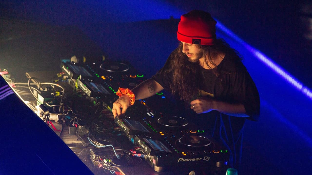 Subtronics with Dennett and Blossom