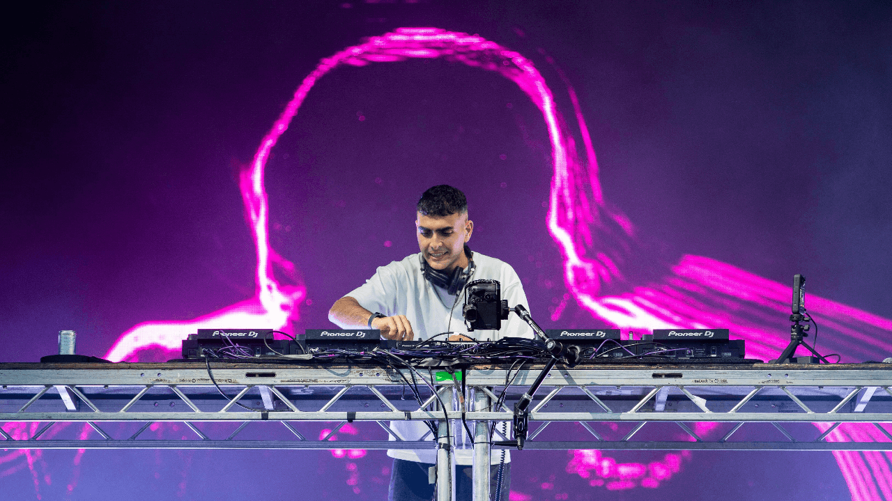 Sammy Virji (16+ Event)