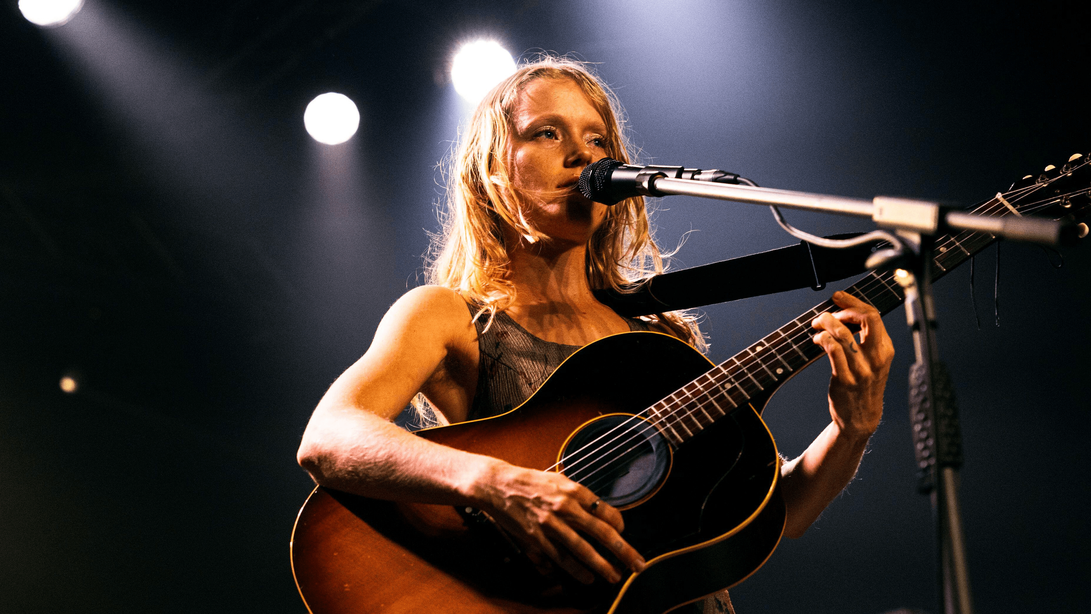 Alice Phoebe Lou Bristol