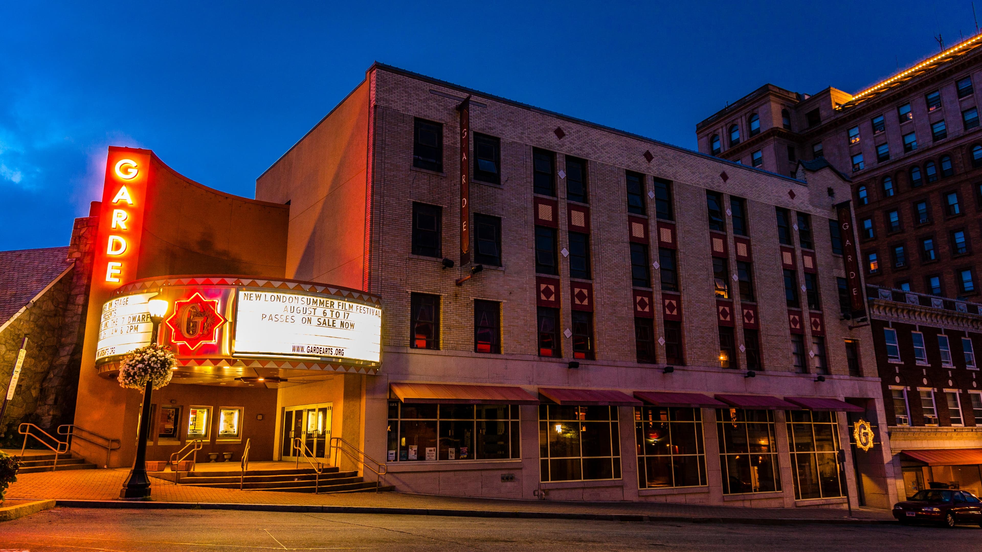 The Garde Arts Center