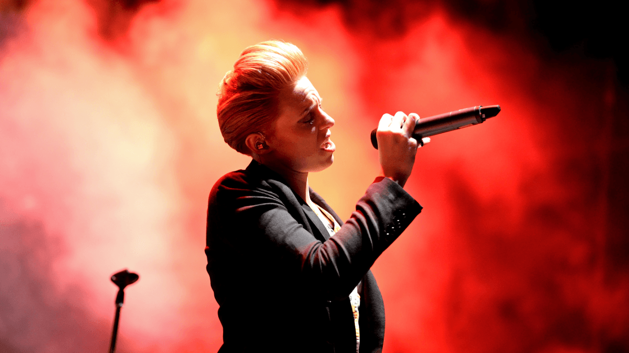 La Roux