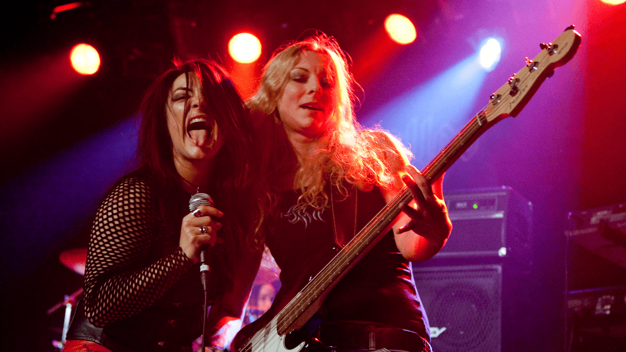 Hell’s Belles - Tribute to AC/DC