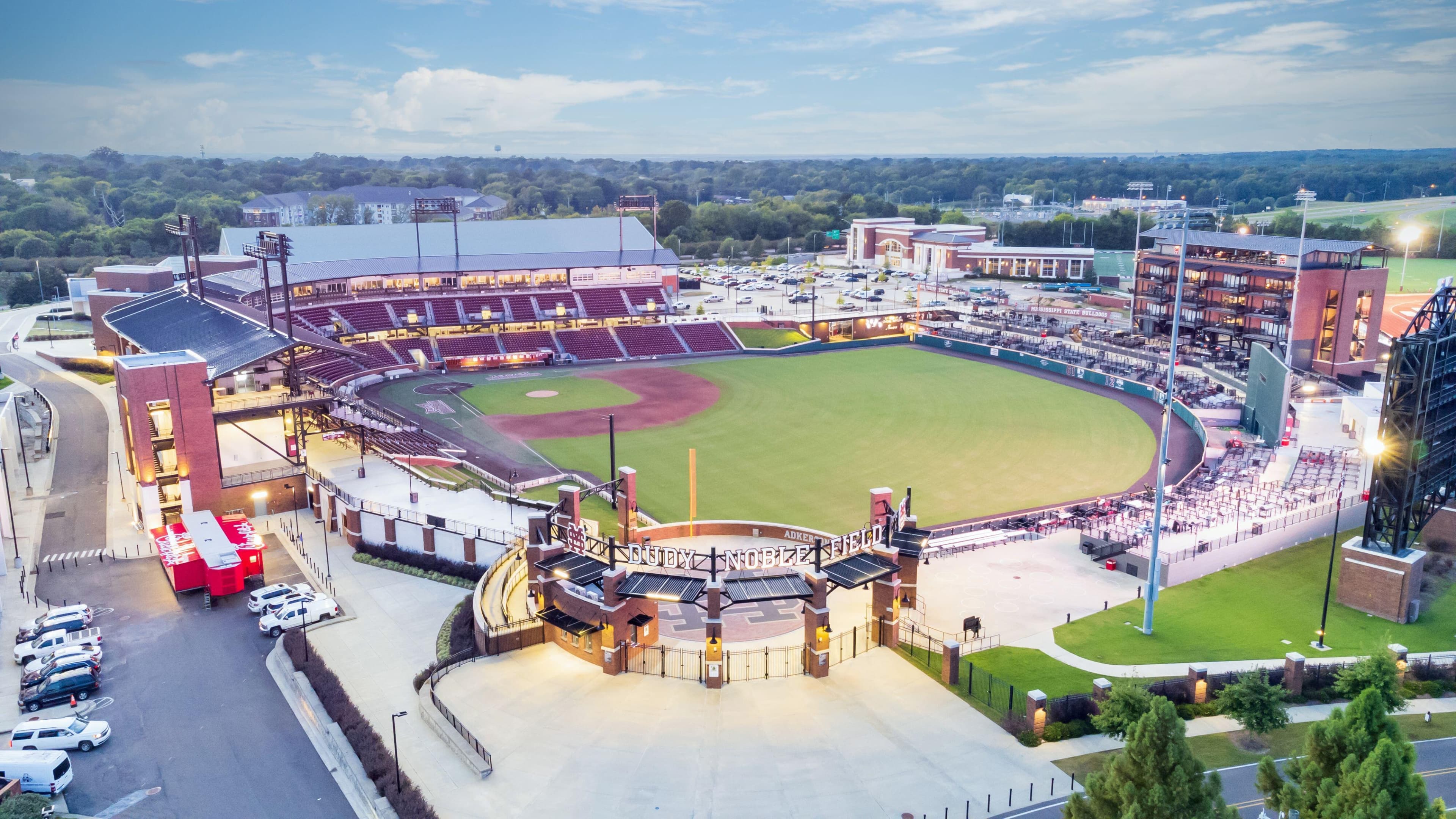 Dudy Noble Field