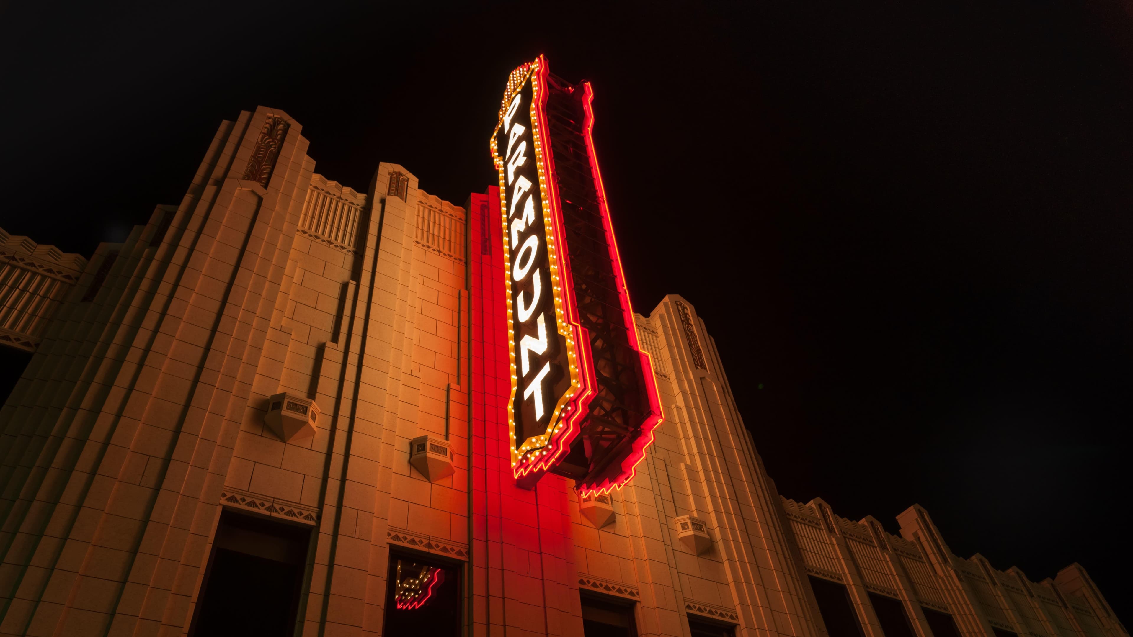 Stateside At Paramount Theatre - TX