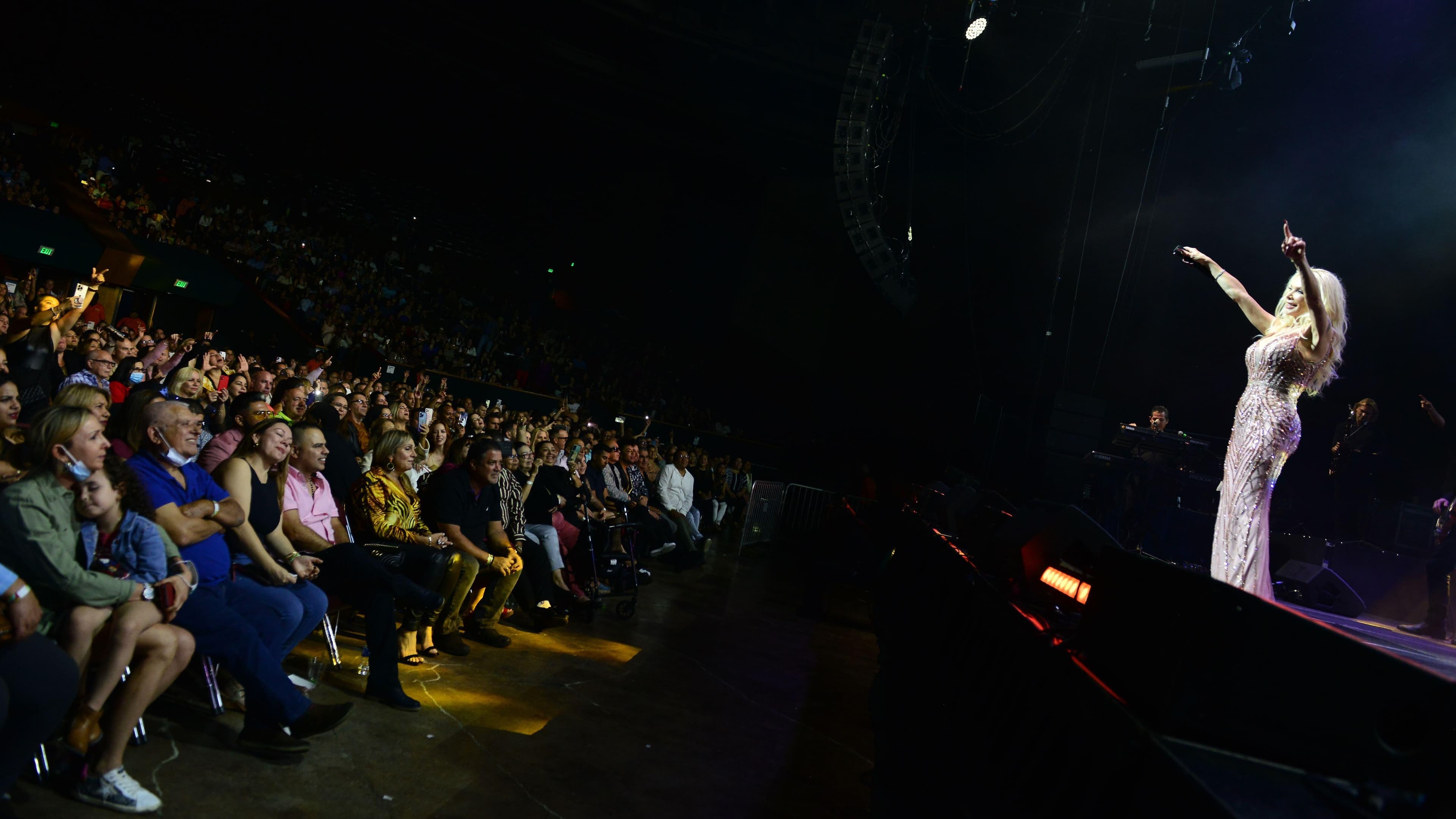 James L Knight Center