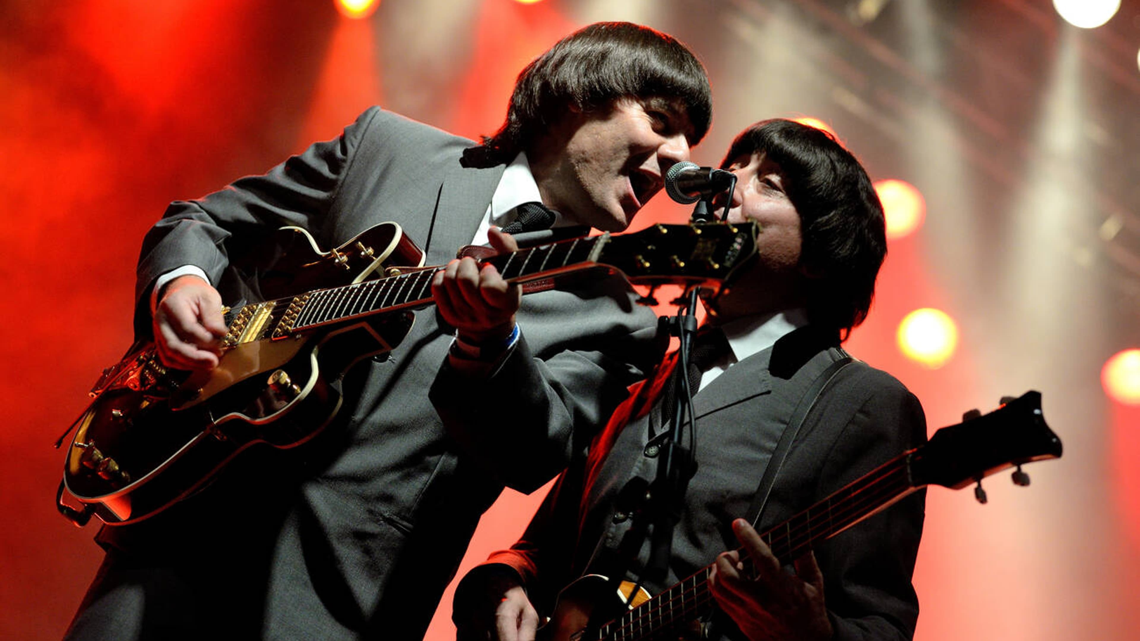 Beatles vs Stones - A Musical Showdown