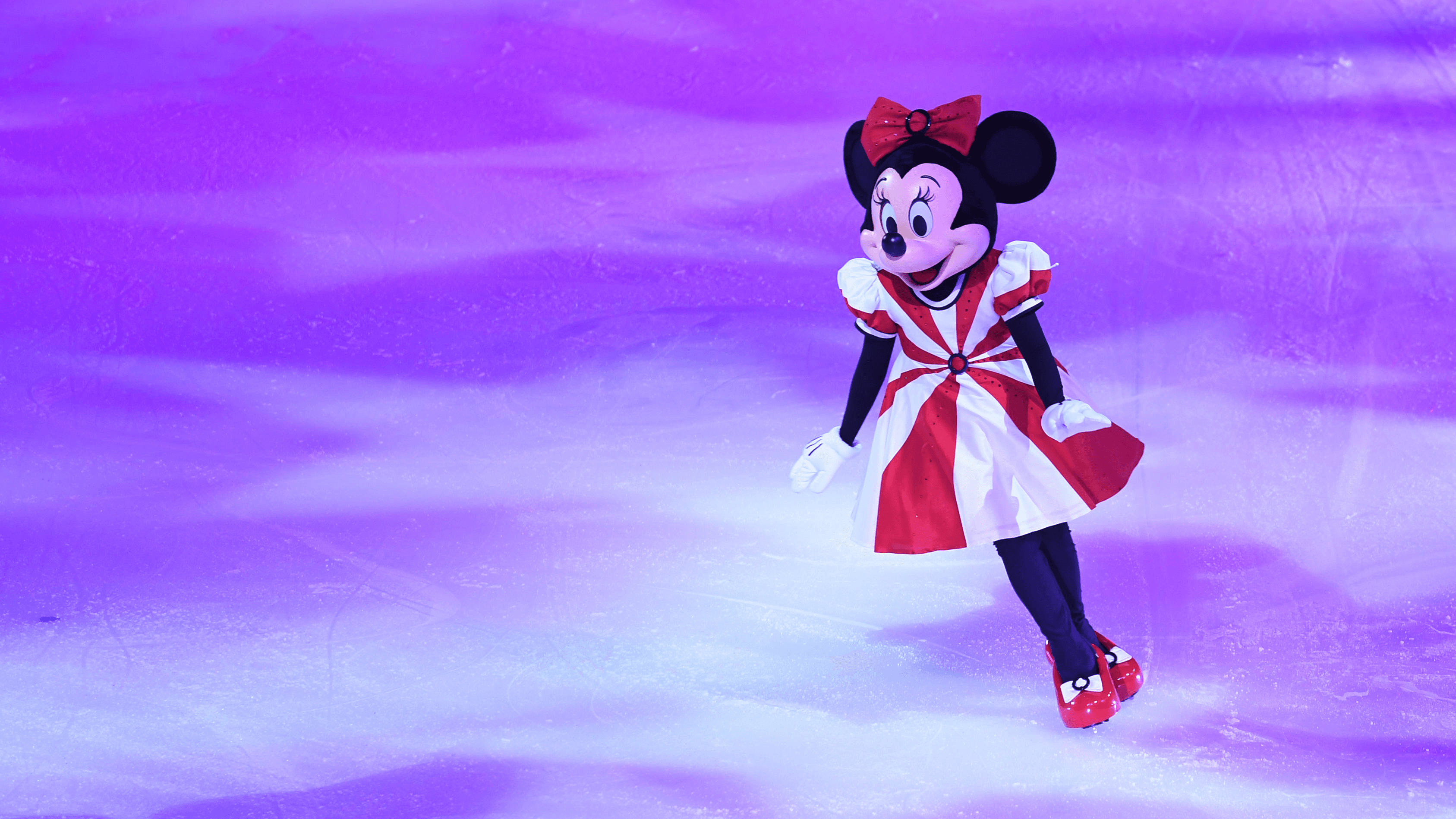 Disney on Ice: Into the Magic