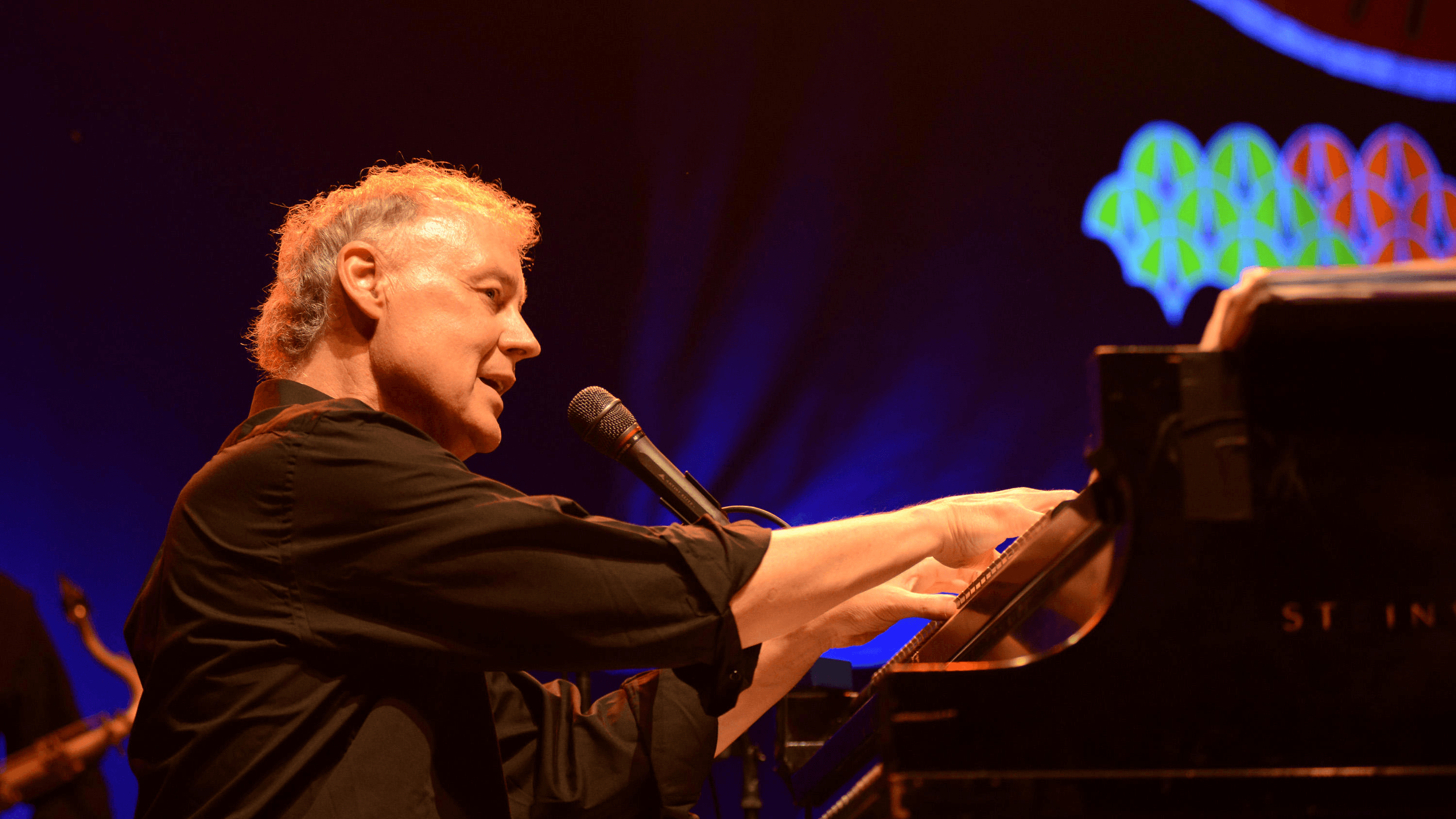 Bruce Hornsby and The Noise Makers